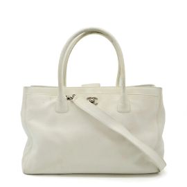 Bolsa tote Coco Mark da linha Executiva da Chanel Cru