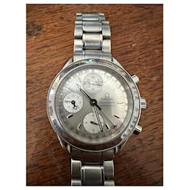 Omega-Omega Speedmaster Automatic triple date-Silver hardware