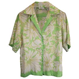 Sandro Paris Kurzarmhemd mit Blumenmuster aus grünem Satin Grün