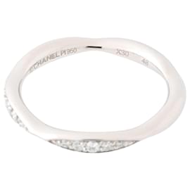 Chanel-Chanel Camellia-Silvery
