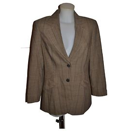 Escada Wolljacke beige Größe 34de 40it Beige