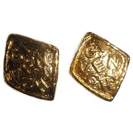 Givenchy Clip Ohrringe Gold Golden