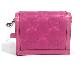 Bolsa de ombro Gucci GG Matelassé em couro acolchoado Rosa