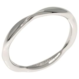 Chanel-Chanel Camellia-Silvery