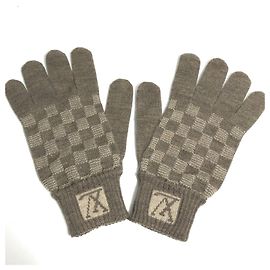 Louis Vuitton Beige Wool Gloves Beige