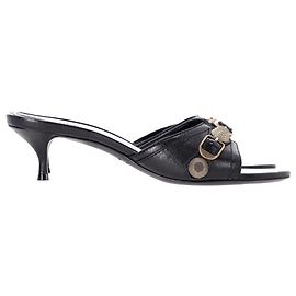 Balenciaga Le Cagole Kitten Heel Mules aus schwarzem Lammleder Schwarz