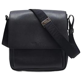 Salvatore Ferragamo-Salvatore Ferragamo Black Leather Messenger Bag-Black