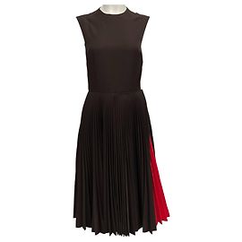 Robe sans manches plissée marron Calvin Klein avec rouge Marron