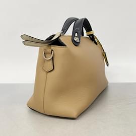 Fendi-Sac à bandoulière en cuir Fendi By The Way-Noir,Beige