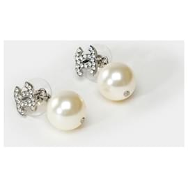 Chanel-CHANEL CC Jewelry in White Pearl - 101832-White