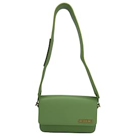 Jacquemus-Jacquemus Le Carinu Shoulder Bag in Green Leather-Green,Olive green