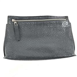 Loewe-Loewe Anagram T Pouch Clutch Bag-Black