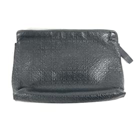 Loewe-Loewe Anagram T Pouch Clutch Bag-Black