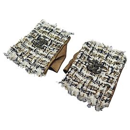 GANTOS CHANEL MITENES LOGO CC 8 TWEED BICOLOR E COURO CAMEL Outro