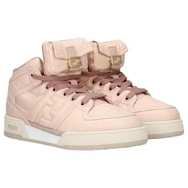 Fendi-Sneakers-Pink