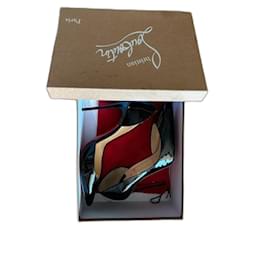 Christian Louboutin-Escarpins en cuir verni Iriza-Noir