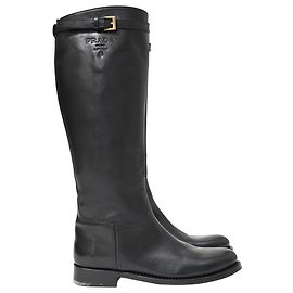 Botas de montar altas Prada en cuero de ternera negro Negro