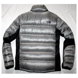 The North Face-Summit Series 800-Grey