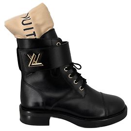 Louis Vuitton Wonderland Flat Ranger Negro Gold hardware