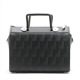Fendi-Fendi Zucca Soft Trunk Leather Shoulder Bag-Black