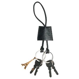 Balenciaga Black Le City Charm Eiffel keyring Black