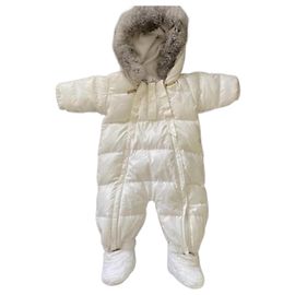 Baby Dior Showsuite Weiß