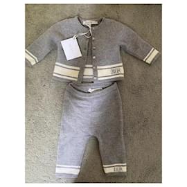 Baby Dior-BABY DIOR Unisex wool knit cardigan and bottoms Size 6-9 months RRP $1,000-Grey