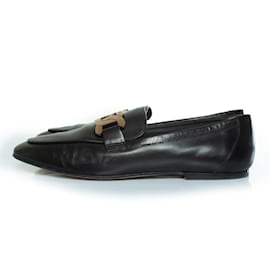 Tod's-Tod’s, black leather loafers with gold detail-Black