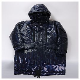 Glänzende marineblaue Pufferjacke von DSQUARED2, Größe 48 Rot