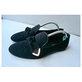 Louis Vuitton-LOUIS VUITTON Black canvas loafers in good condition size 38 IT-Black