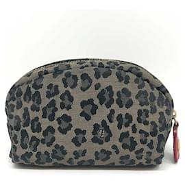 Fendi-Fendi Leopard Canvas Leather Pouch-Brown