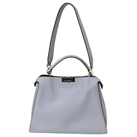 Fendi-Fendi Medium Peekaboo Iconic Essentially Handbag in Grey Calfskin Leather-Grey