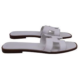 Hermès Oran Flat Slides in White Leather White Cream
