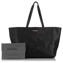 Balenciaga-BALENCIAGA Handbags T.  Leather-Black
