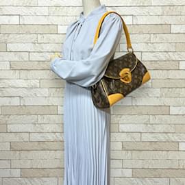 Louis Vuitton-Louis Vuitton Beverly MM Monogram Shoulder Bag-Brown
