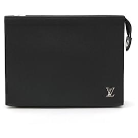 Louis Vuitton-Louis Vuitton Taiga Pochette Voyage Clutch-Black