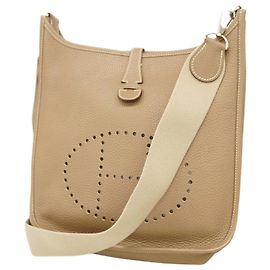 Hermès Bolsa de Ombro Hermes Evelyn 2PM Taupe