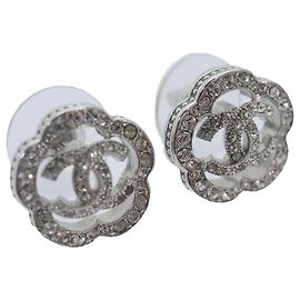 Orecchini CHANEL Camelia in metallo argento CC Auth 89077 Argento