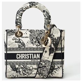 DIOR Lady Dior Bag in White Canvas - 102132 White