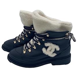Chanel-Chanel 2020 CC Sheepskin Shearling Snow Winter Boots EU 38.5-Black