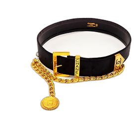 Cinto de couro e medalhão vintage Chanel Karl Lagerfeld Preto