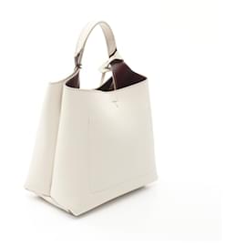 Tod's-Tod's Leather Handbag White XBWAPAA9100QNK9P09-White