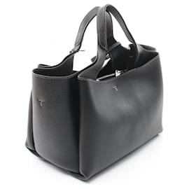 Tod's-Tod's Leather Handbag Black XBWAPAFL100QRIB999-Black
