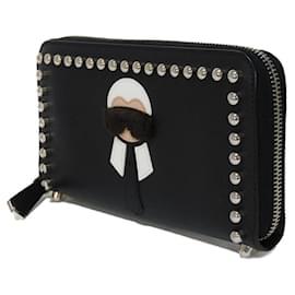 Fendi-Fendi Long Wallet in Black Leather and Fur-Black
