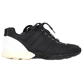 Chanel-Chanel CC Low Top Sneakers in Black Leather -Black