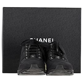 Chanel-Chanel CC Low Top Sneakers in Black Leather -Black