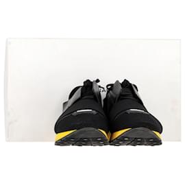 Balenciaga-Balenciaga Race Runner Sneakers in Black Leather and Suede-Black
