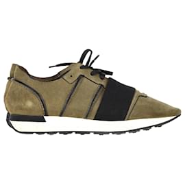 Balenciaga-Balenciaga Race Runner Sneakers in Olive Green Suede-Green,Olive green