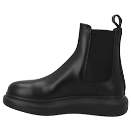 Alexander Mcqueen-Alexander McQueen Larry Chelsea Boot 'Black'-Black