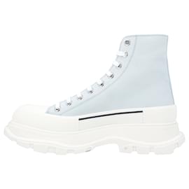Alexander Mcqueen-Alexander McQueen Tread Slick Boots 'Light Blue'-Blue